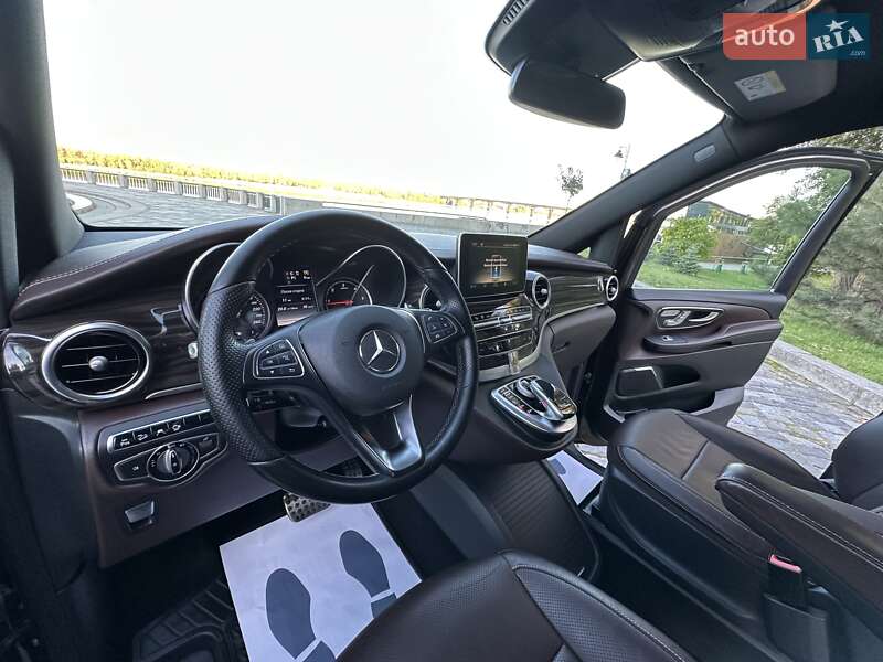 Мінівен Mercedes-Benz V-Class 2016 в Києві