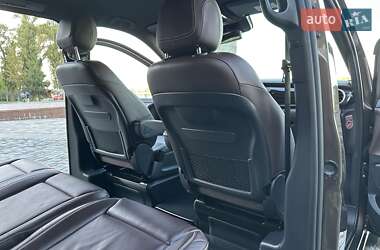 Минивэн Mercedes-Benz V-Class 2016 в 