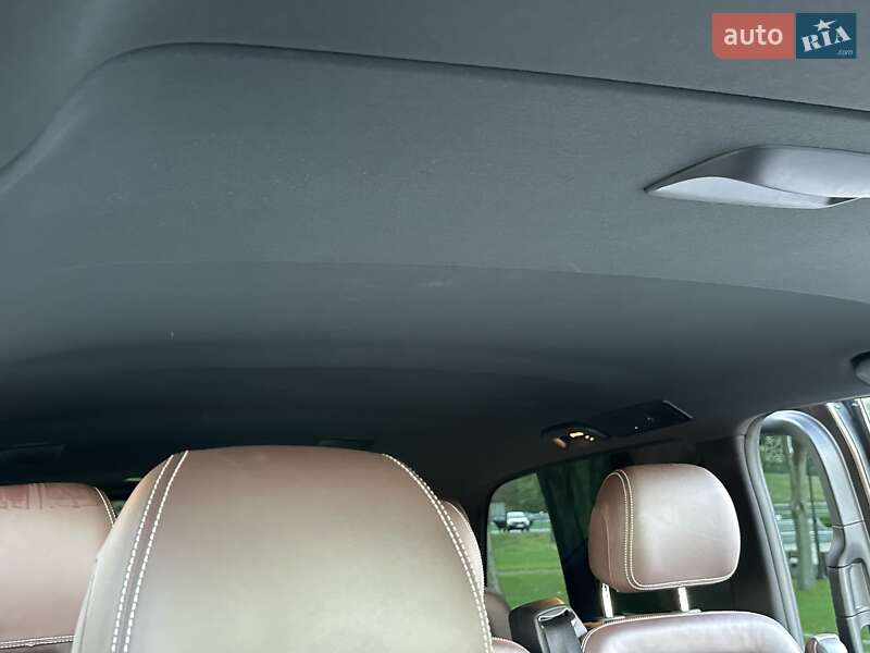 Мінівен Mercedes-Benz V-Class 2016 в Києві