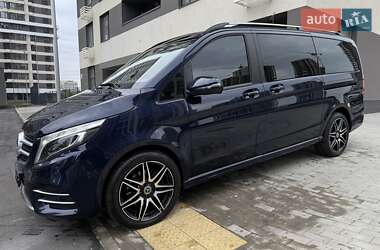 Минивэн Mercedes-Benz V-Class 2018 в 