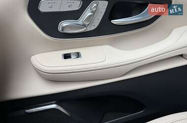 Минивэн Mercedes-Benz V-Class 2018 в 