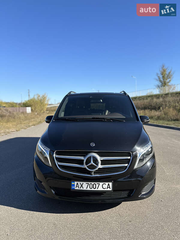 Минивэн Mercedes-Benz V-Class 2017 в Харькове