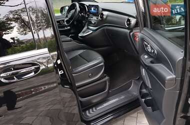 Мінівен Mercedes-Benz V-Class 2020 в 