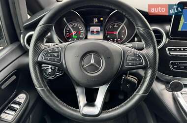 Минивэн Mercedes-Benz V-Class 2018 в 
