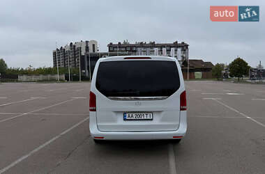 Минивэн Mercedes-Benz V-Class 2016 в 