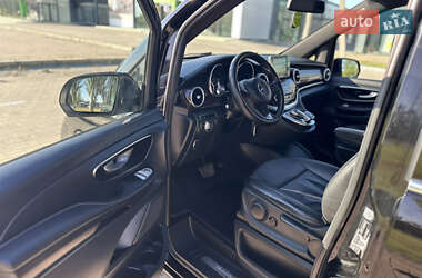 Минивэн Mercedes-Benz V-Class 2015 в  фото 25 Минивэн Mercedes-Benz V-Class 2015 в