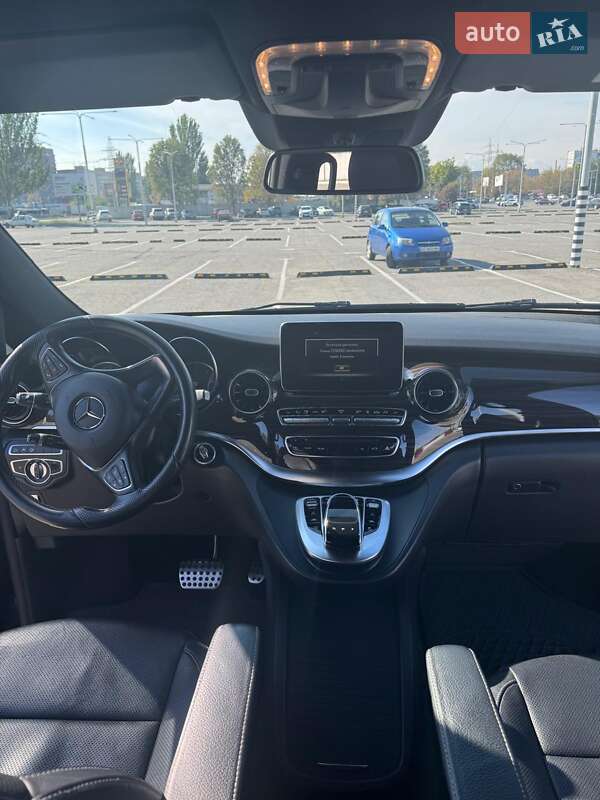 Минивэн Mercedes-Benz V-Class 2020 в Днепре
