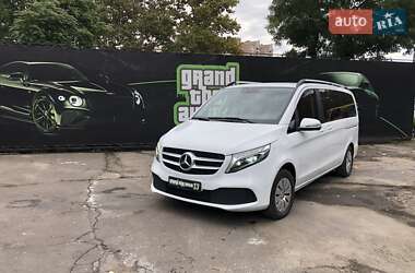 Минивэн Mercedes-Benz V-Class 2021 в 