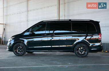 Минивэн Mercedes-Benz V-Class 2018 в 