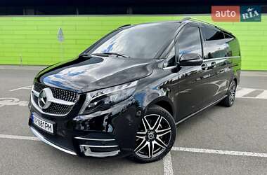 Минивэн Mercedes-Benz V-Class 2023 в 