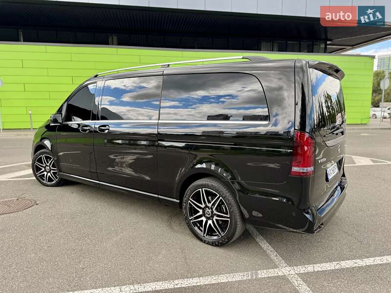 Мінівен Mercedes-Benz V-Class 2023 в Києві