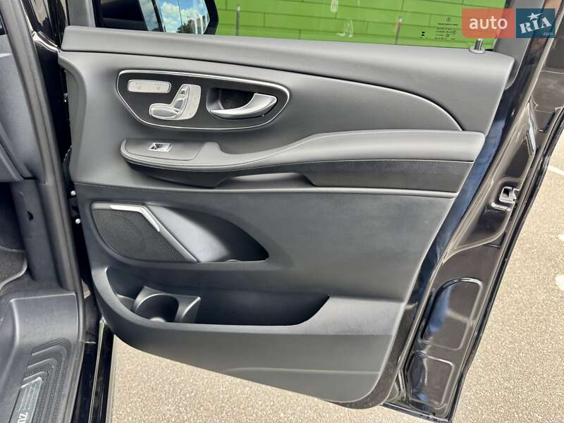 Мінівен Mercedes-Benz V-Class 2023 в Києві