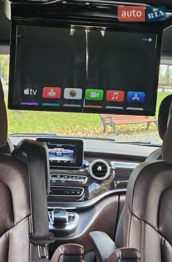 Минивэн Mercedes-Benz V-Class 2017 в 