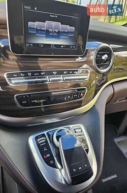 Минивэн Mercedes-Benz V-Class 2017 в 