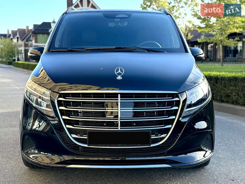 Минивэн Mercedes-Benz V-Class 2025 в Киеве