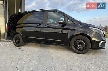 Минивэн Mercedes-Benz V-Class 2014 в 