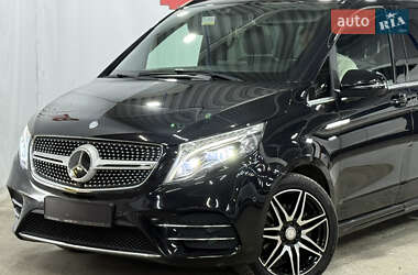 Мінівен Mercedes-Benz V-Class 2017 в  фото 15 Мінівен Mercedes-Benz V-Class 2017 в