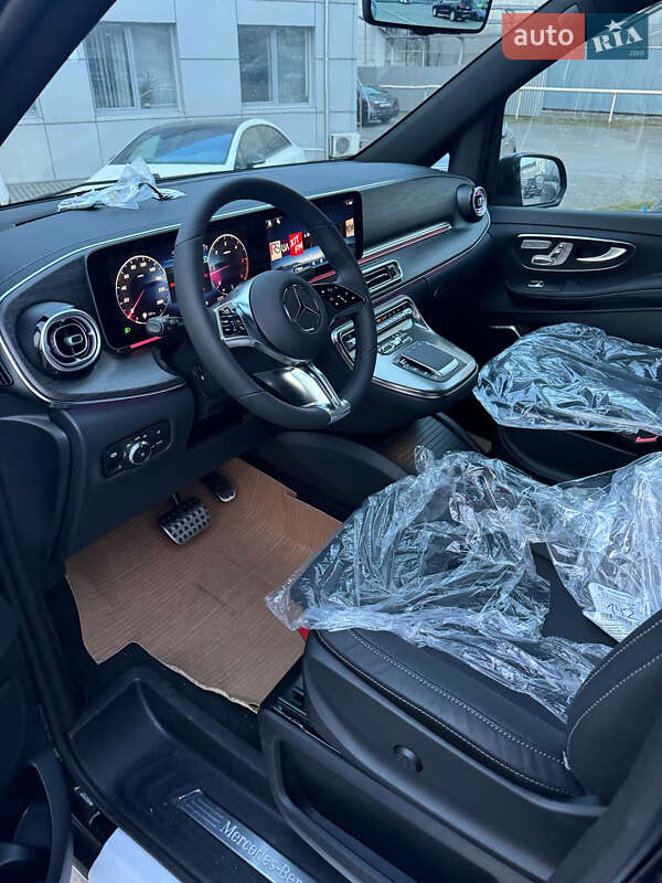 Минивэн Mercedes-Benz V-Class 2025 в Львове