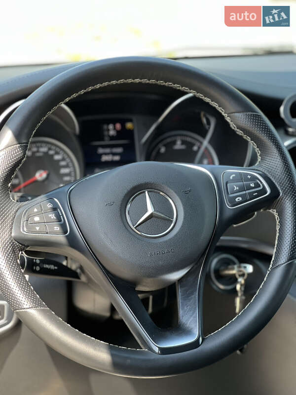 Мінівен Mercedes-Benz V-Class 2016 в Рівному