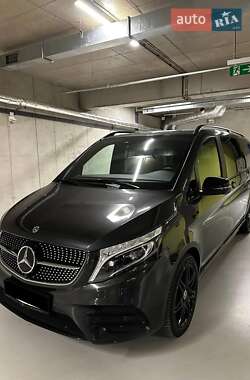 Минивэн Mercedes-Benz V-Class 2021 в Киеве