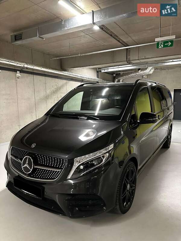 Мінівен Mercedes-Benz V-Class 2021 в Києві
