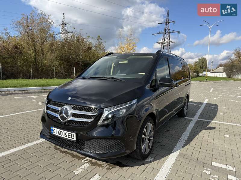 Мінівен Mercedes-Benz V-Class 2023 в Чернівцях