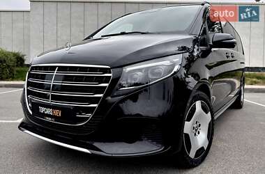 Мінівен Mercedes-Benz V-Class 2024 в  фото 4 Мінівен Mercedes-Benz V-Class 2024 в