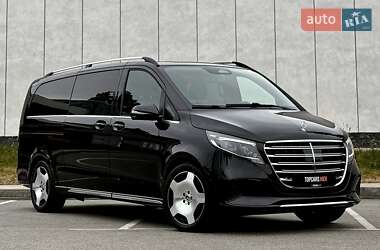 Мінівен Mercedes-Benz V-Class 2024 в  фото 24 Мінівен Mercedes-Benz V-Class 2024 в