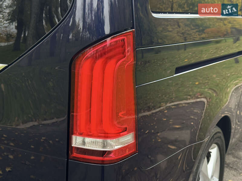Минивэн Mercedes-Benz V-Class 2017 в Киеве