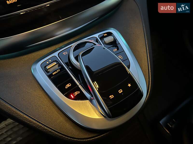 Минивэн Mercedes-Benz V-Class 2015 в Виннице фото 23 Минивэн Mercedes-Benz V-Class 2015 в Виннице