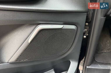 Мінівен Mercedes-Benz V-Class 2015 в  фото 53 Мінівен Mercedes-Benz V-Class 2015 в