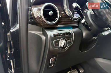 Мінівен Mercedes-Benz V-Class 2015 в  фото 57 Мінівен Mercedes-Benz V-Class 2015 в