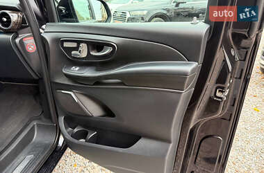Мінівен Mercedes-Benz V-Class 2015 в  фото 68 Мінівен Mercedes-Benz V-Class 2015 в