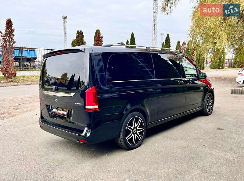 Мінівен Mercedes-Benz V-Class 2023 в Києві фото 10 Мінівен Mercedes-Benz V-Class 2023 в Києві