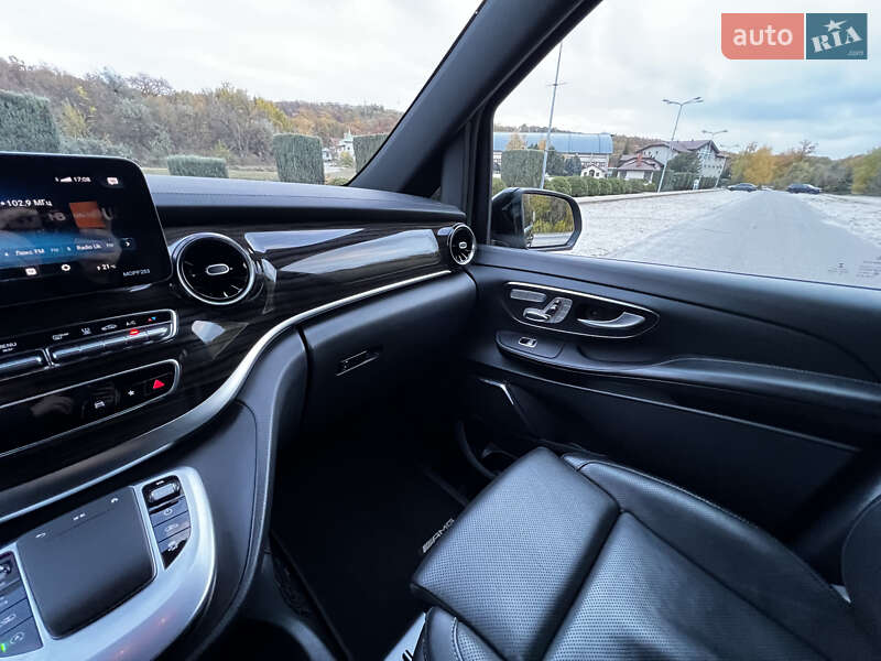 Мінівен Mercedes-Benz V-Class 2021 в Дніпрі