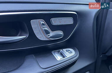 Минивэн Mercedes-Benz V-Class 2021 в  фото 43 Минивэн Mercedes-Benz V-Class 2021 в