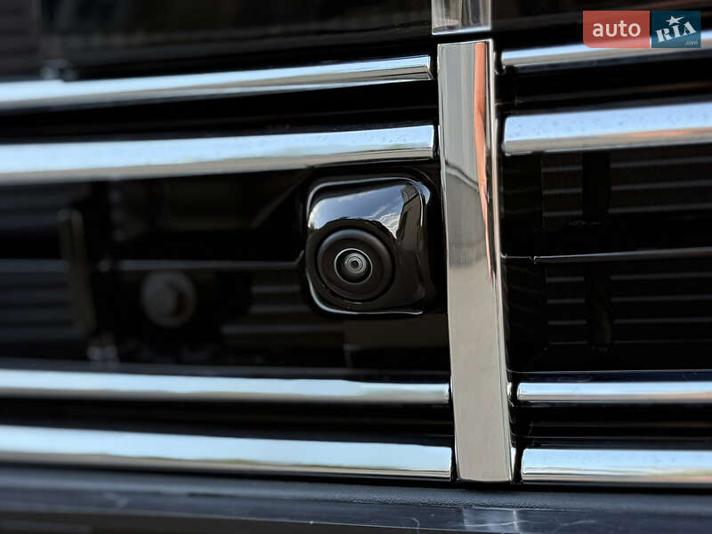 Минивэн Mercedes-Benz V-Class 2025 в Киеве фото 35 Минивэн Mercedes-Benz V-Class 2025 в Киеве