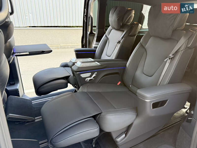 Минивэн Mercedes-Benz V-Class 2025 в Киеве фото 50 Минивэн Mercedes-Benz V-Class 2025 в Киеве