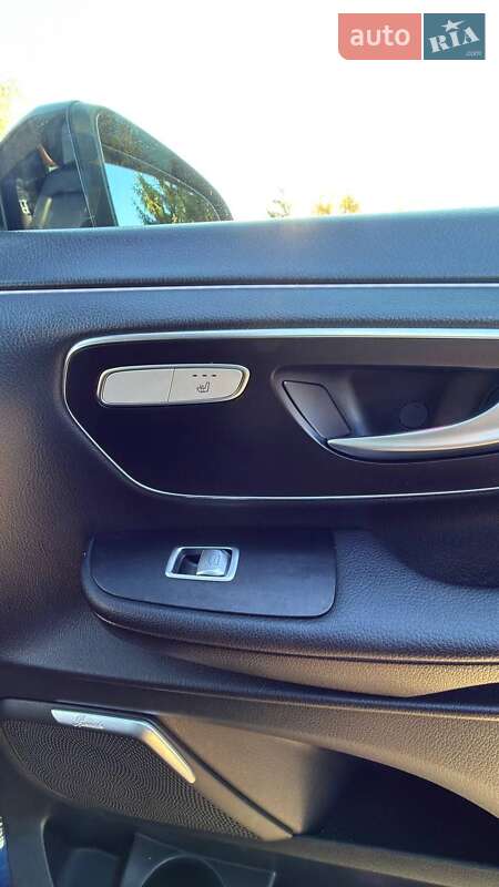 Мінівен Mercedes-Benz V-Class 2015 в Кропивницькому