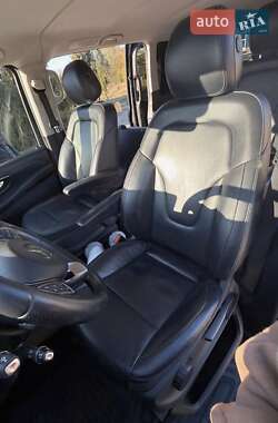 Мінівен Mercedes-Benz V-Class 2015 в 