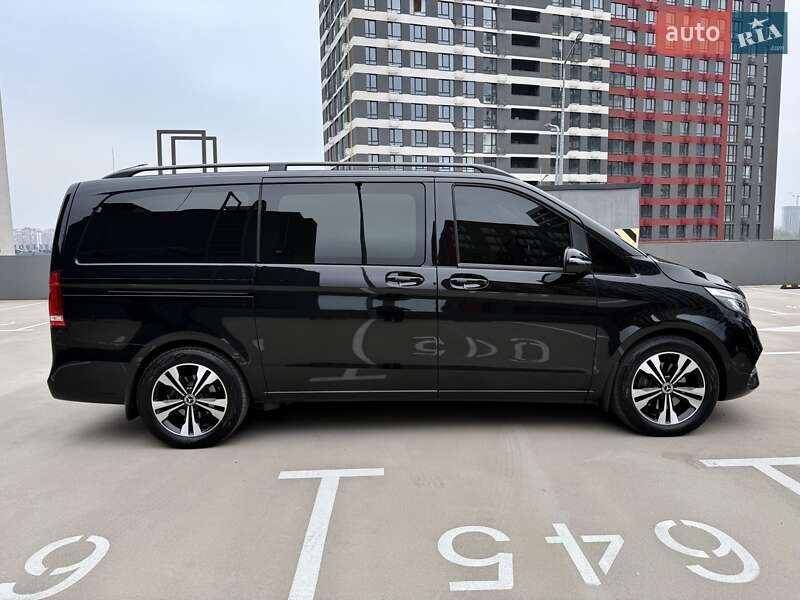 Минивэн Mercedes-Benz V-Class 2021 в Киеве