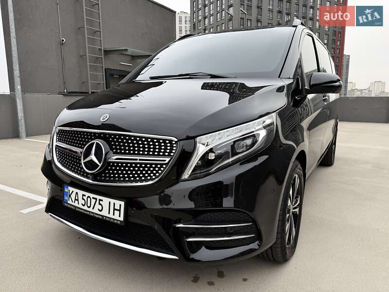 Минивэн Mercedes-Benz V-Class 2021 в Киеве