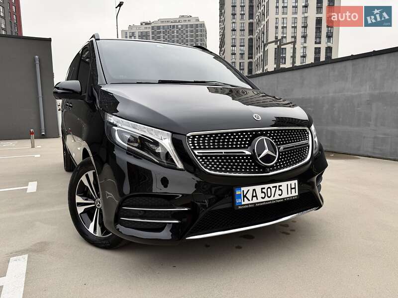 Минивэн Mercedes-Benz V-Class 2021 в Киеве