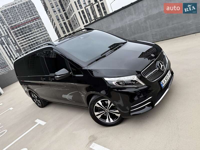 Минивэн Mercedes-Benz V-Class 2021 в Киеве