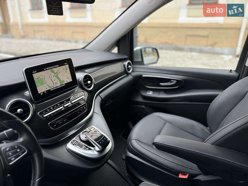 Мінівен Mercedes-Benz V-Class 2016 в Кам'янець-Подільському фото 38 Мінівен Mercedes-Benz V-Class 2016 в Кам'янець-Подільському