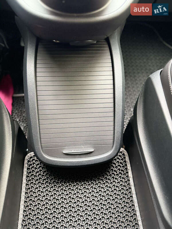 Мінівен Mercedes-Benz V-Class 2016 в Кам'янець-Подільському фото 39 Мінівен Mercedes-Benz V-Class 2016 в Кам'янець-Подільському