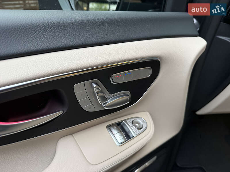 Минивэн Mercedes-Benz V-Class 2025 в Киеве