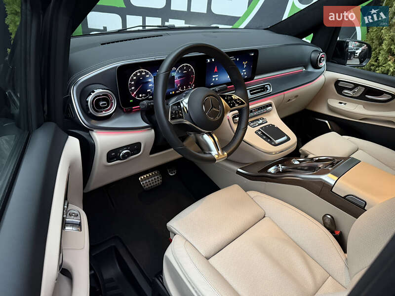 Минивэн Mercedes-Benz V-Class 2025 в Киеве