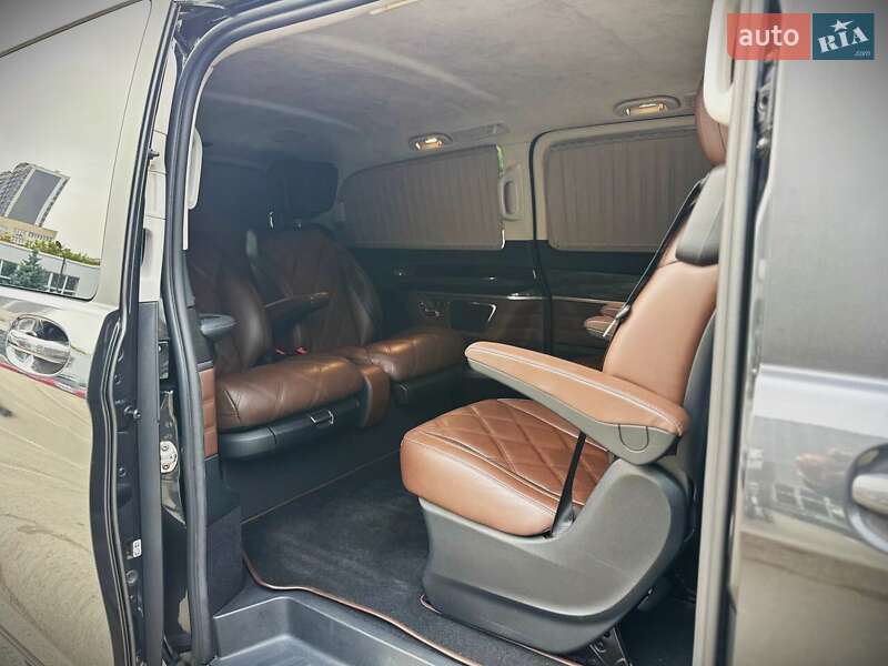 Мінівен Mercedes-Benz V-Class 2019 в Києві фото 52 Мінівен Mercedes-Benz V-Class 2019 в Києві