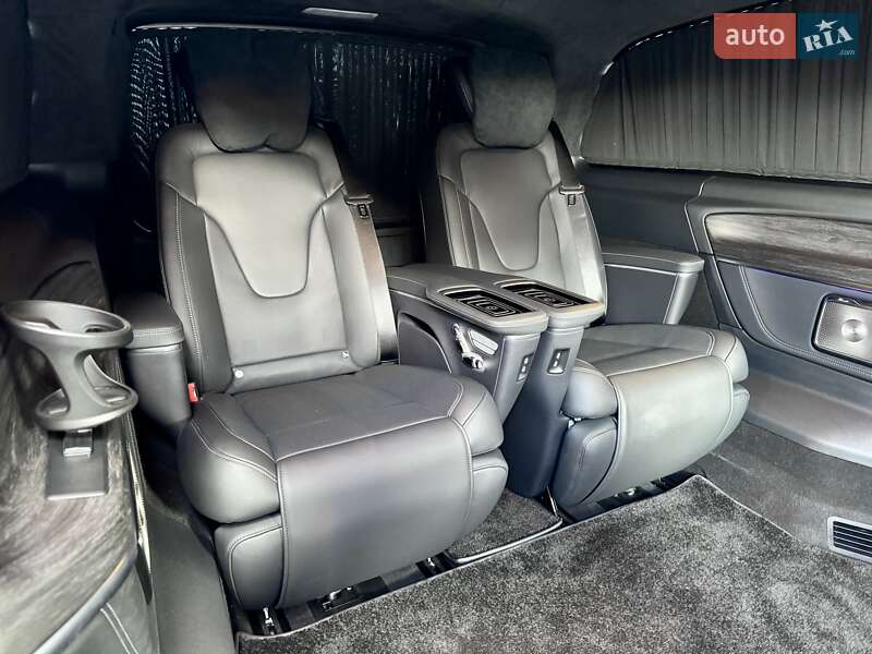 Мінівен Mercedes-Benz V-Class 2025 в Києві